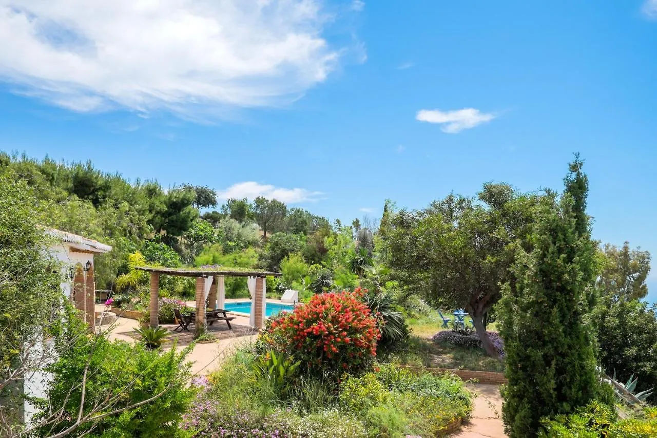 Villa With 3 Bedrooms In Malaga With Wonderful Sea View Private Pool And Wifi 6 Km From The Beach Arenas  0*, Arenas (Malaga)